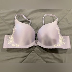 Victoria’s Secret Embrace Push-Up Bra
